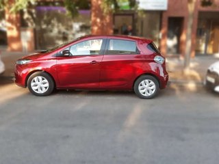 RENAULT zoe