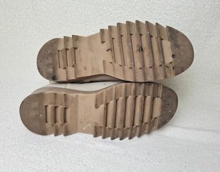 Botines Chelsea Zara ante track beige