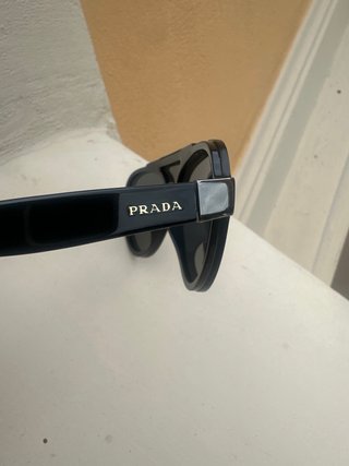 Gafas de sol Prada auténticas