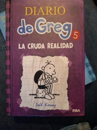 Lote de libros Diario de Greg, seis ediciones.