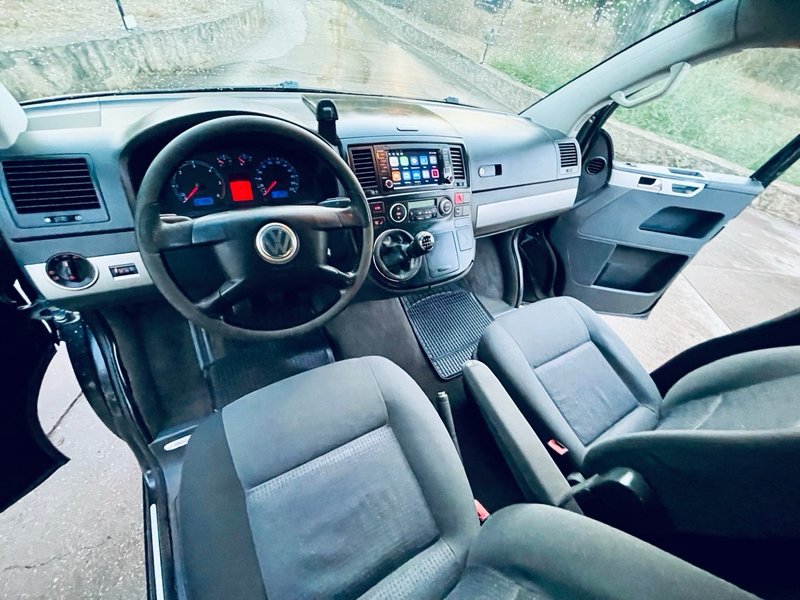 Volkswagen Multivan 2003, foto 13