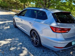 SEAT leon