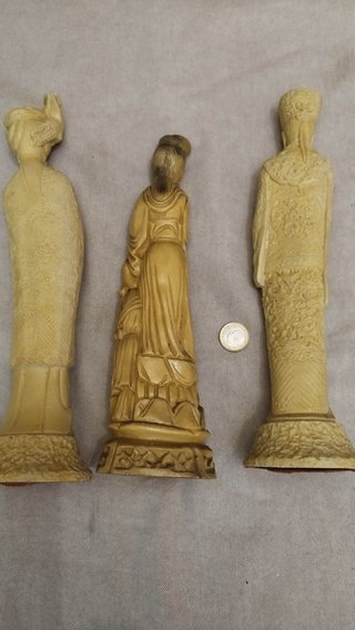 Lote 5 Figuras Chinas Resina y Porcelana