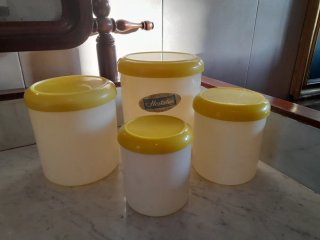 4 Botes de cocina vintage amarillos