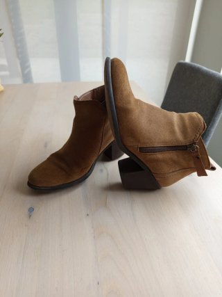 Botines María Jaen Marrones