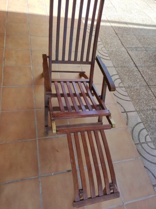 Hamaca de madera para jardín