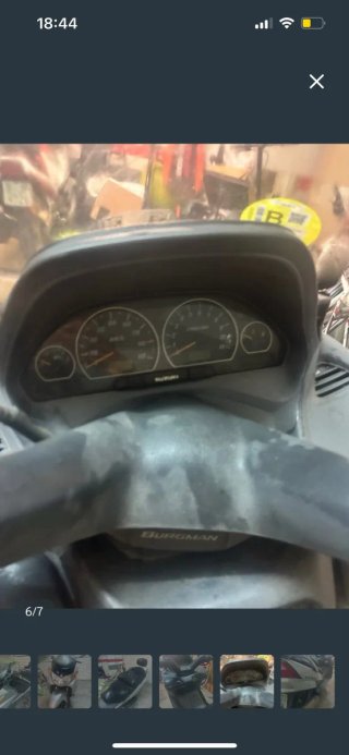 Suzuki Burgman Maxi Scooter Plata/Negro