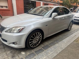 Lexus IS 2011