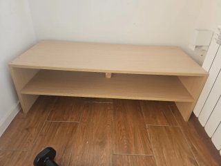 Mesita auxiliar de madera
