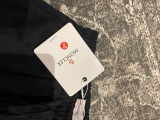 pantaloncini moncler