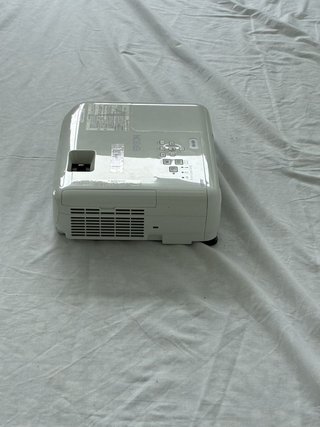 Proyector Epson EB-E01