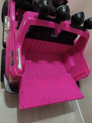 Coche infantil Ford Wildtrak rosa