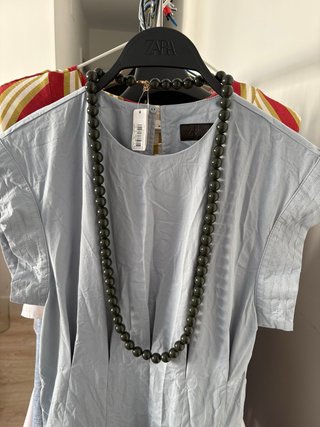 Collar Zara Bolas Doble Vuelta Verde Oliva.