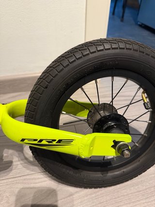 Bicicleta de equilibrio Giant Pre