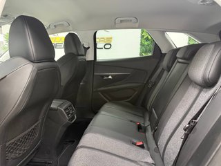 PEUGEOT 3008 SUV 1.5BlueHDi Allure