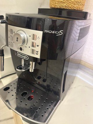 Macchina da caffè DeLonghi Magnifica S automatica
