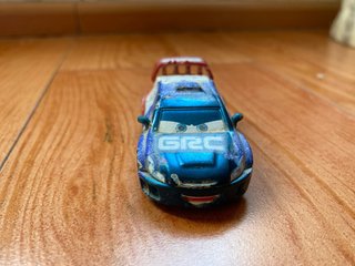 Coche de juguete GRC