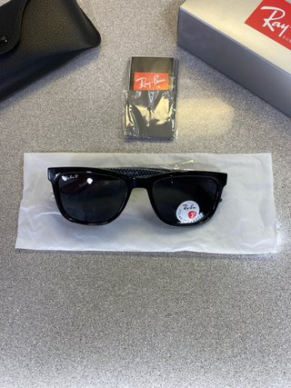 Gafas Ray-Ban RB 8342 Ferrari Negras Rojas.