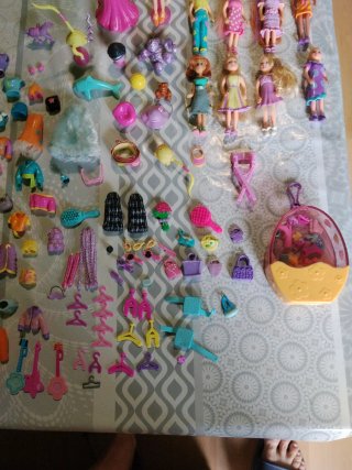 Lote 9 Muñecas Polly Pocket con Vestidos