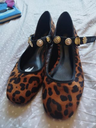 Bailarinas leopardo con adornos