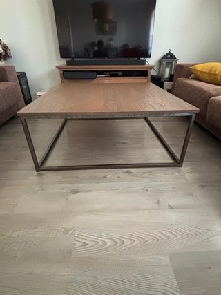Mesa de centro estilo industrial 100x100