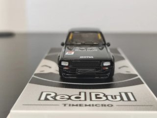 Nissan Skyline 2000 GT-R KPGC110 Red Bull 1/64