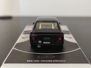 Nissan Skyline 2000 GT-R KPGC110 Red Bull 1/64
