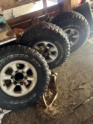 4 Ruedas Cooper Discoverer STT