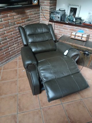 Sillón reclinable de piel