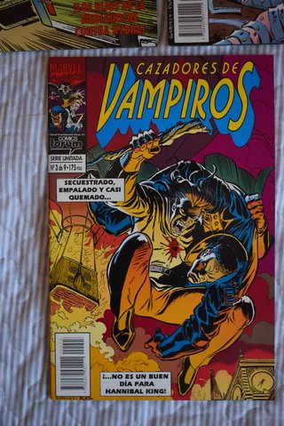 Lote 3 comics Cazadores de Vampiros Marvel Forum