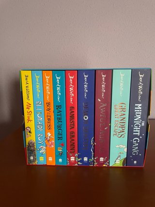 Pack de 9 libros infantiles / juveniles en inglés