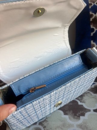 Bolso azul y blanco nuevo