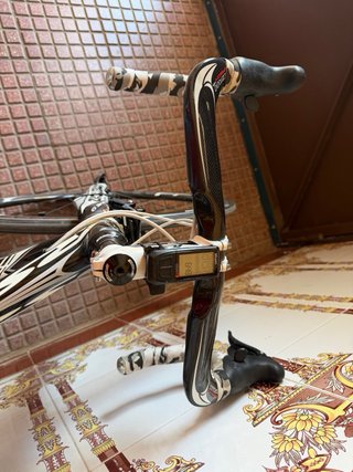 Bicicleta de carretera Mendiz taglia M con quadro e componenti Campagnolo di alta gamma