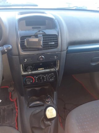 Renault Clio 2004