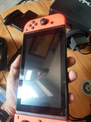 Nintendo Switch V1 + Accessori + 3 Giochi