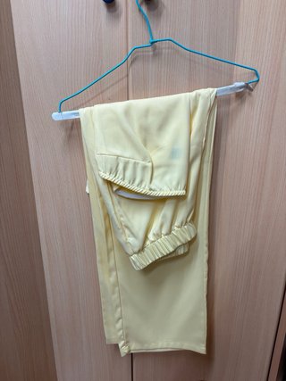 Conjunto top y pantalón amarillo