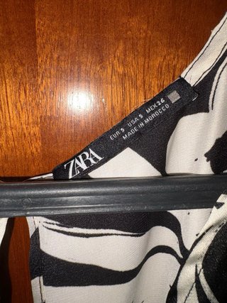 Macacão estampado preto e branco