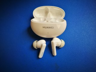 Huawei Freebuds 5i blancos