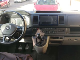 VOLKSWAGEN caravelle
