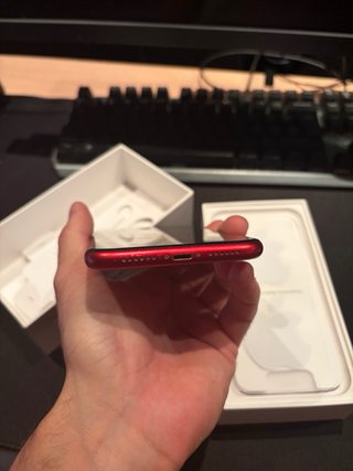 iPhone 11 128GB Rosso