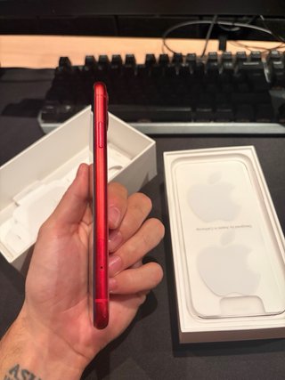 iPhone 11 128GB Rosso