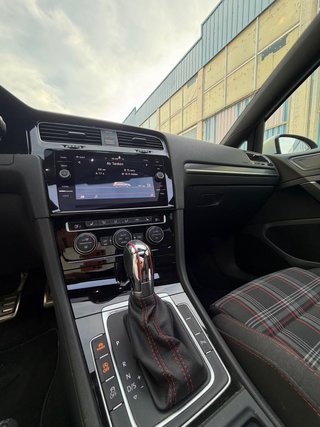 Volkswagen Golf  GTI 7.5 PERFORMANCE