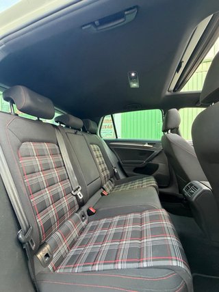 Volkswagen Golf  GTI 7.5 PERFORMANCE