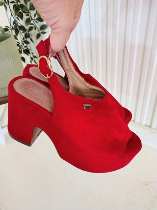 Sandalias plataforma H&D rojas
