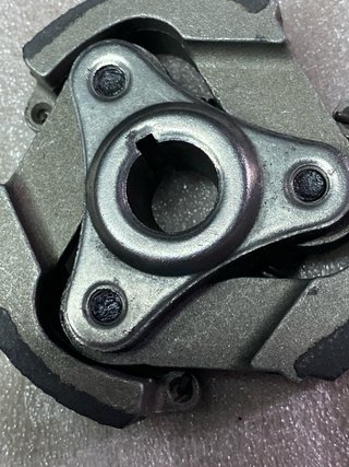 Embrague minimoto 3 zapatas + muelles y chaveta
