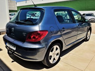 Peugeot 307 2004