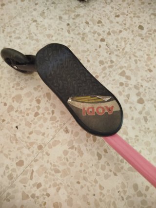 Patinete rosa infantil