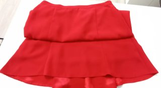 Falda midi roja mujer