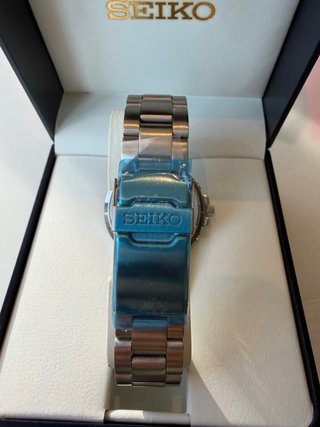 Reloj Seiko Chronograph Water Resist 50m