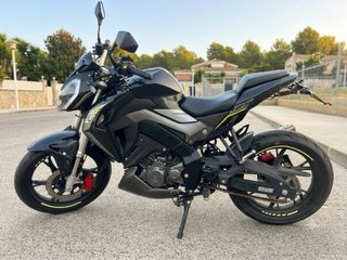 Keeway RKF 125 2018 Negra